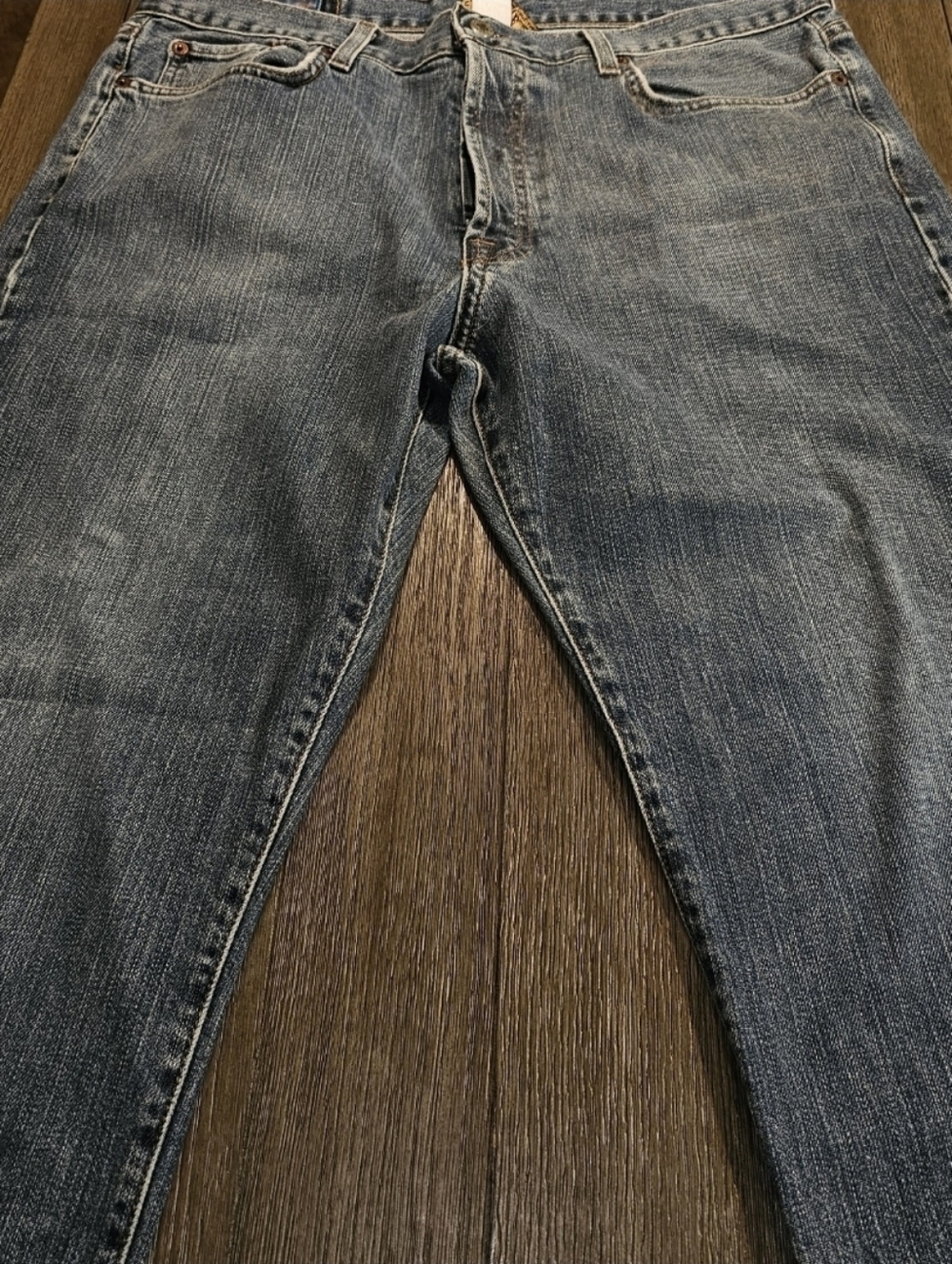 Lucky Brand Sz. 36x28 Button Fly Bootcut Mens Jeans - Picture 4 of 10